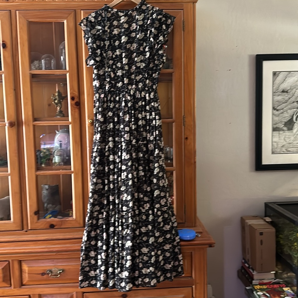 Doen carnation dress small Euc